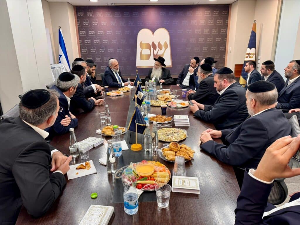 הגר"מ מאיה הגיע לישיבת סיעת ש"ס כדי לתמוך בדרעי