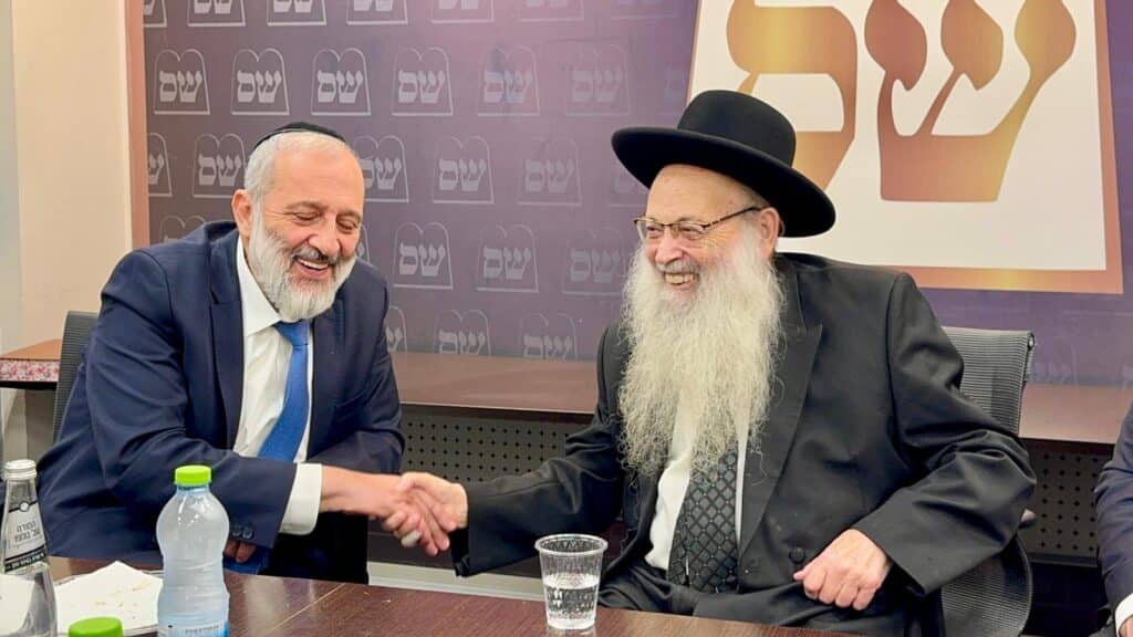 הגר"מ מאיה הגיע לישיבת סיעת ש"ס כדי לתמוך בדרעי