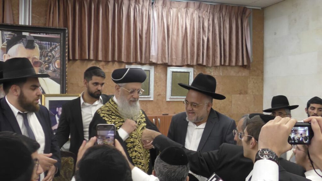 עצרת חיזוק בכסא רחמים לזכרם של הגר"ע יוסף והגר"מ לוי