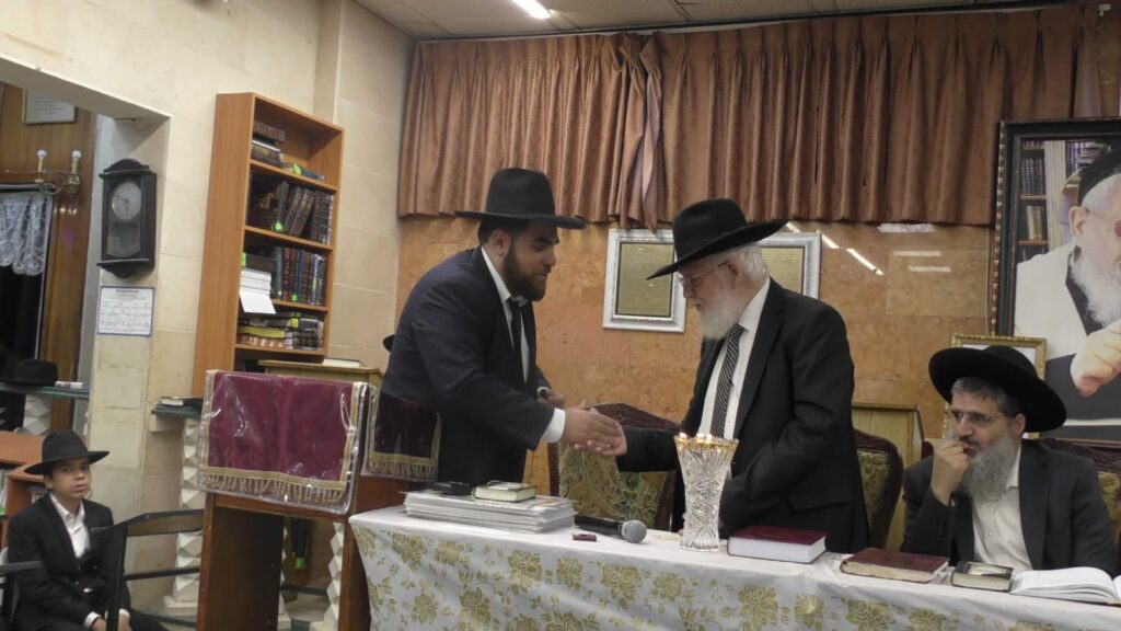 עצרת חיזוק בכסא רחמים לזכרם של הגר"ע יוסף והגר"מ לוי