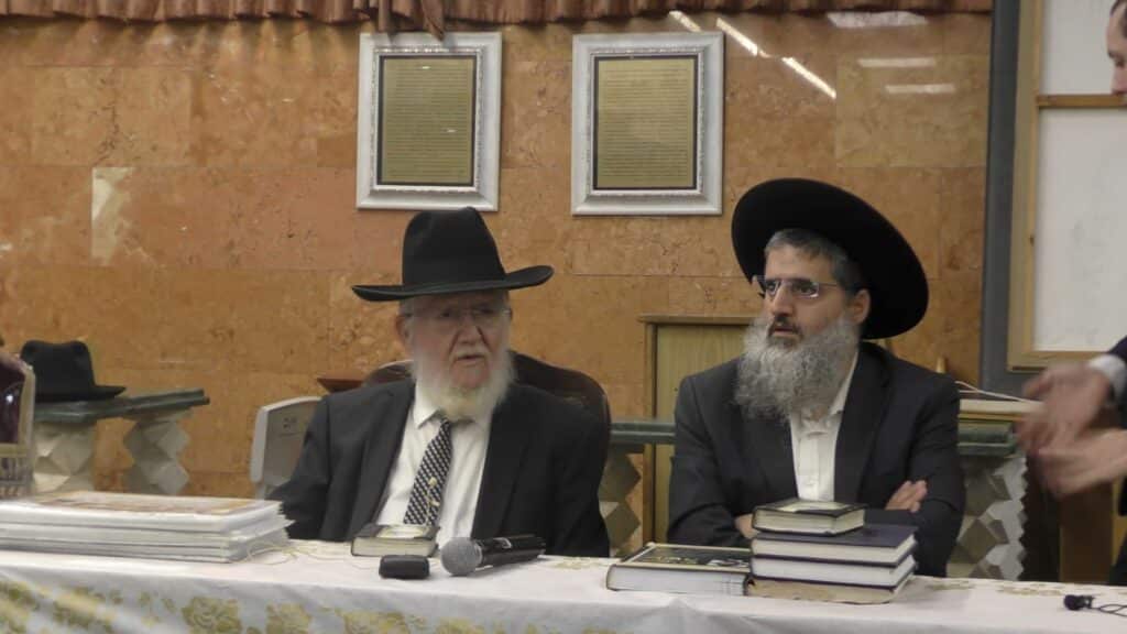 עצרת חיזוק בכסא רחמים לזכרם של הגר"ע יוסף והגר"מ לוי