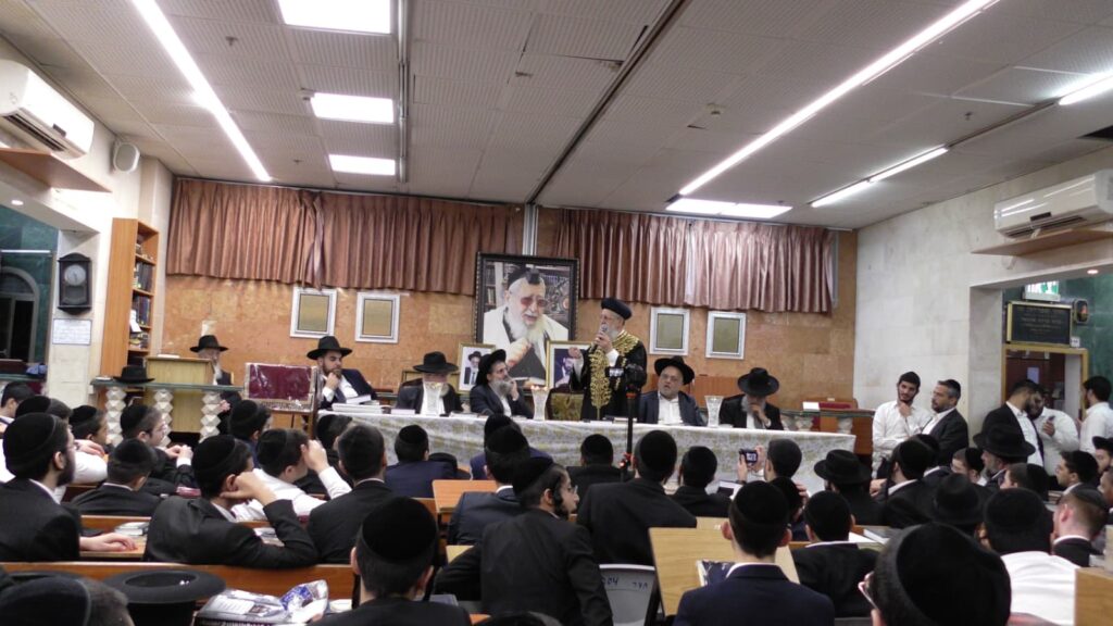 עצרת חיזוק בכסא רחמים לזכרם של הגר"ע יוסף והגר"מ לוי