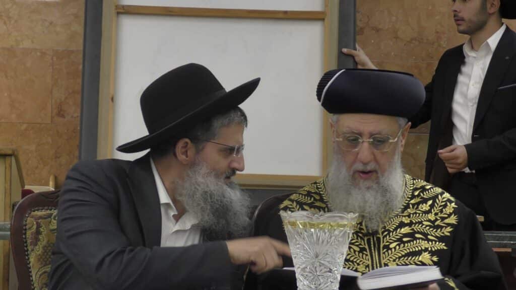 עצרת חיזוק בכסא רחמים לזכרם של הגר"ע יוסף והגר"מ לוי