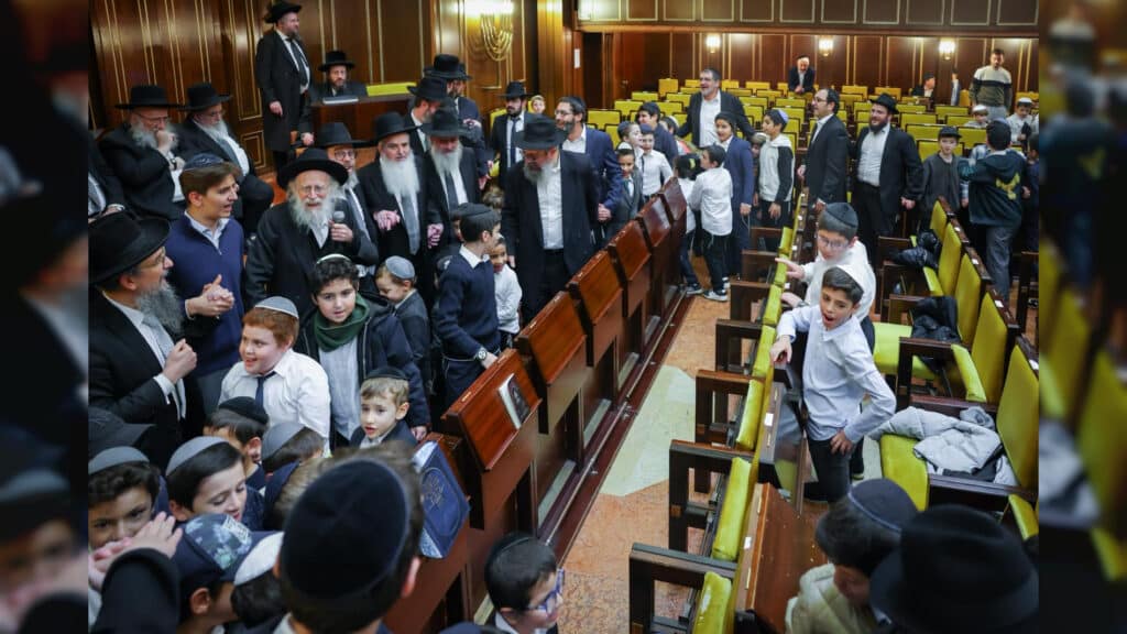 צפו בגלריה: לראשונה בהיסטוריה גדולי ישראל הגיעו לג'נבה צפו בגלריה: לראשונה בהיסטוריה גדולי ישראל הגיעו לג'נבה