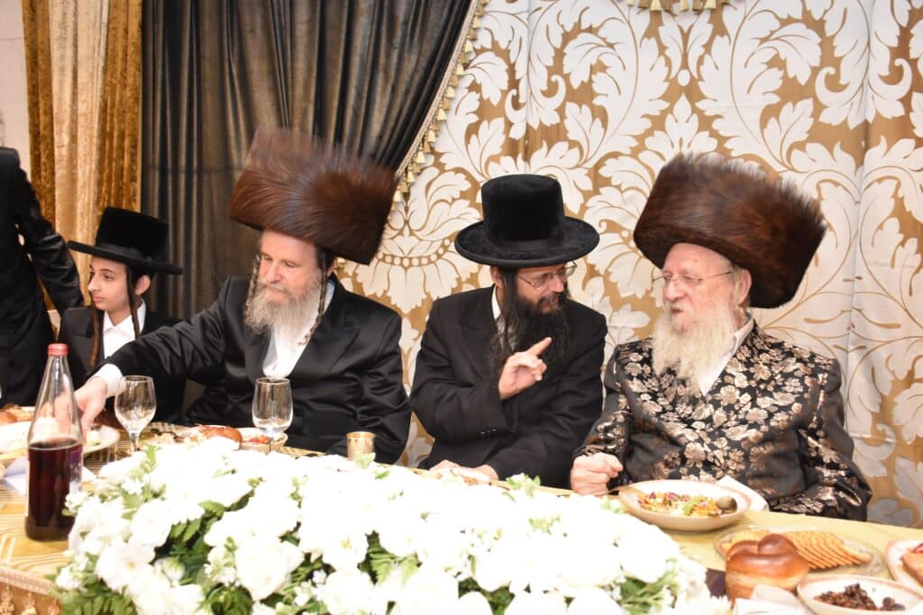 צפו בגלריה: שמחת בר מצווה לנין כ"ק אדמו"ר משאץ 