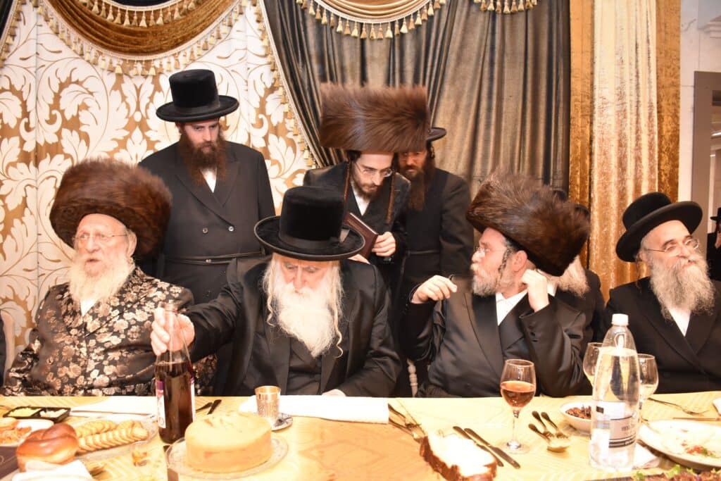 צפו בגלריה: שמחת בר מצווה לנין כ"ק אדמו"ר משאץ 