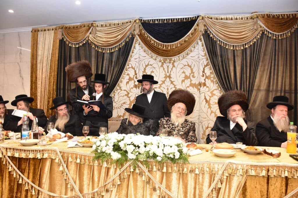 צפו בגלריה: שמחת בר מצווה לנין כ"ק אדמו"ר משאץ 