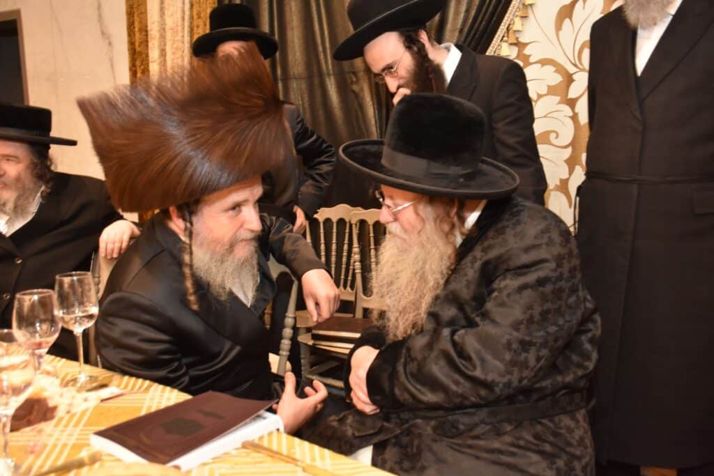 צפו בגלריה: שמחת בר מצווה לנין כ"ק אדמו"ר משאץ 