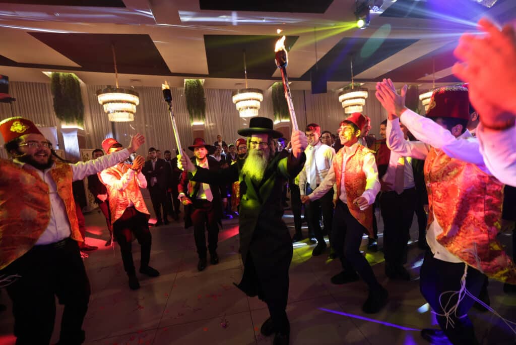 הרב שמעון דרור השיא את בנו - גדולי ישראל עלו לברך 