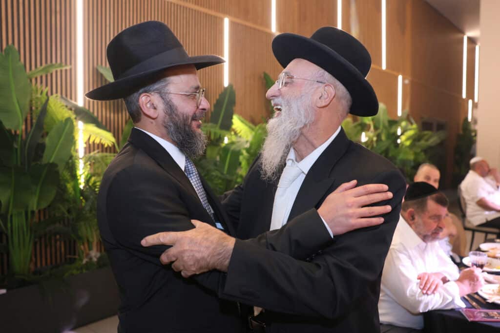 הרב שמעון דרור השיא את בנו - גדולי ישראל עלו לברך 