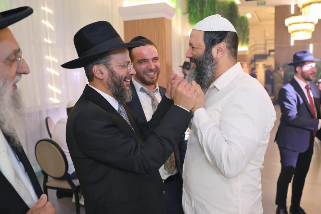 הרב שמעון דרור השיא את בנו - גדולי ישראל עלו לברך 