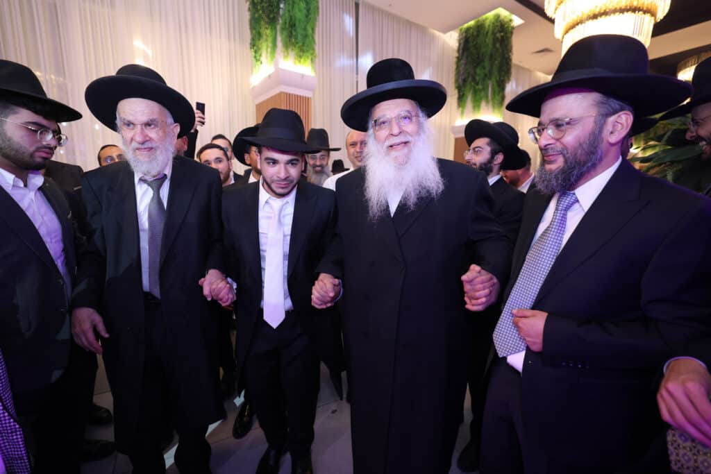 הרב שמעון דרור השיא את בנו - גדולי ישראל עלו לברך 