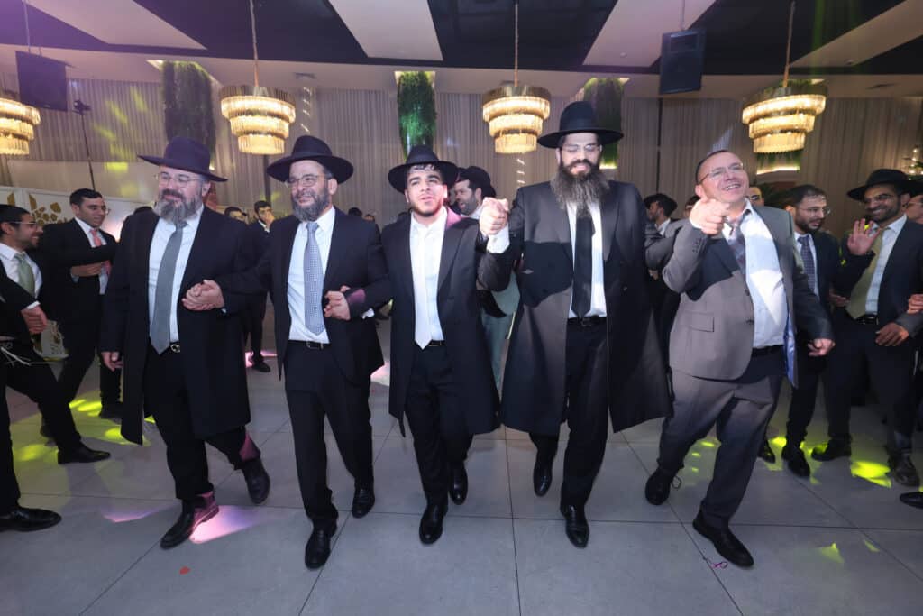 הרב שמעון דרור השיא את בנו - גדולי ישראל עלו לברך 