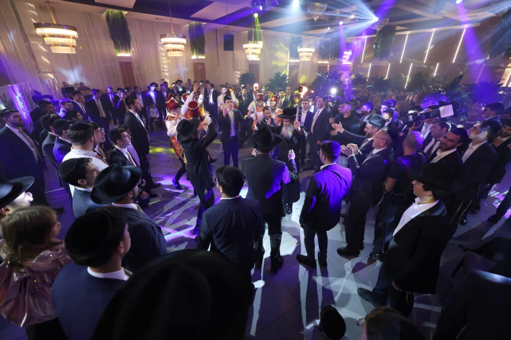 הרב שמעון דרור השיא את בנו - גדולי ישראל עלו לברך 