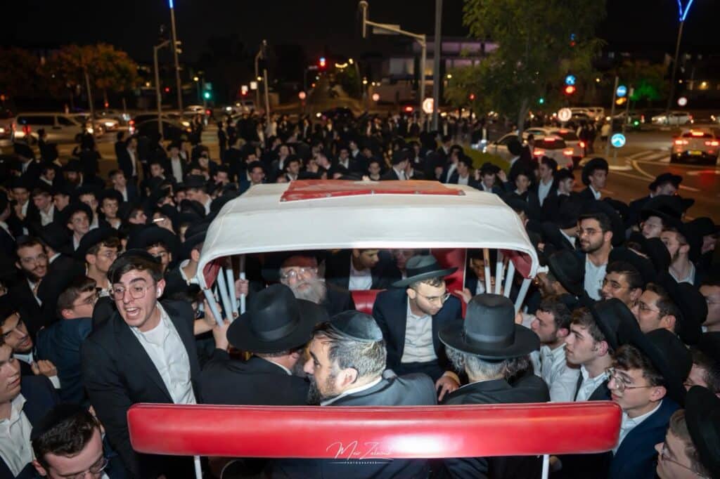 על סוס ועגלה: כך קיבלו ב'עטרת שלמה' את אסיר עולם התורה על סוס ועגלה: כך קיבלו ב'עטרת שלמה' את אסיר עולם התורה