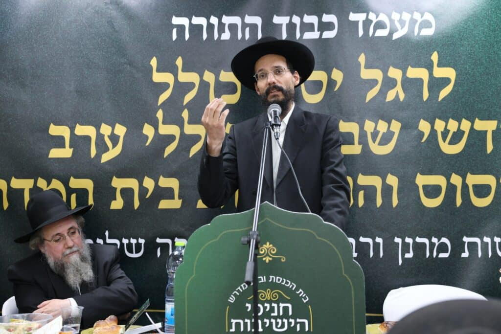 גלריה: האברכים בקרית הרצוג התכנסו למעמד כבוד התורה