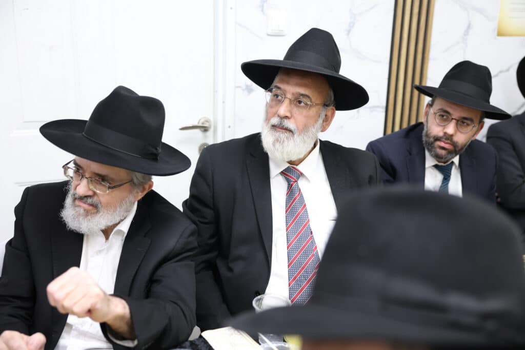 גלריה: האברכים בקרית הרצוג התכנסו למעמד כבוד התורה