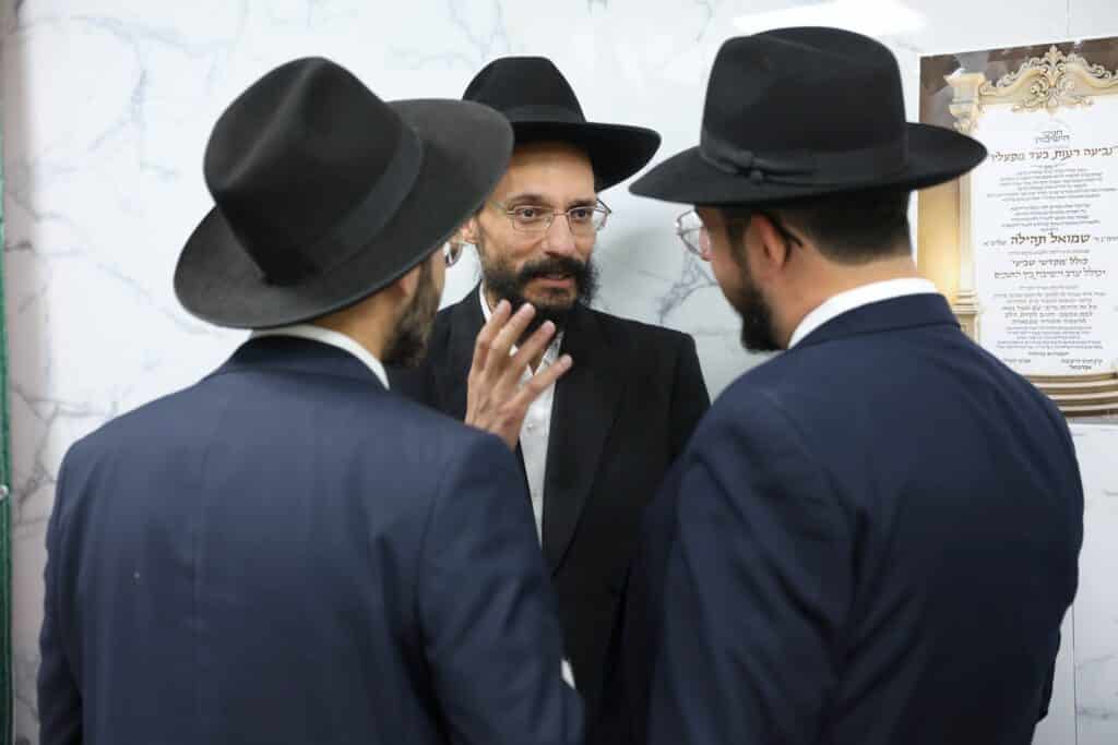 גלריה: האברכים בקרית הרצוג התכנסו למעמד כבוד התורה