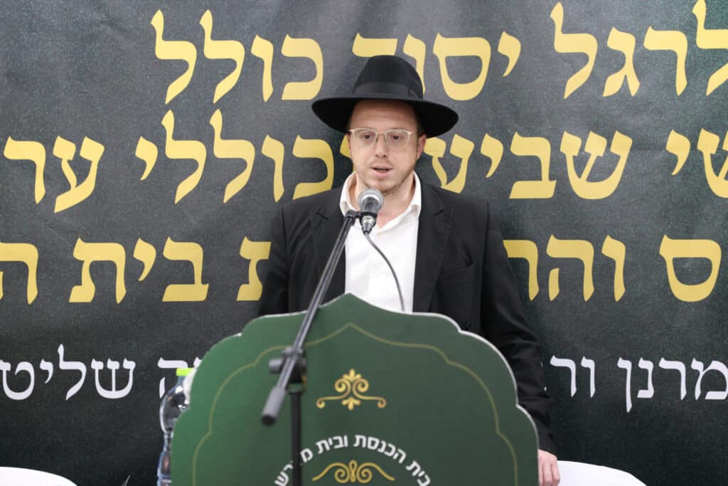 גלריה: האברכים בקרית הרצוג התכנסו למעמד כבוד התורה