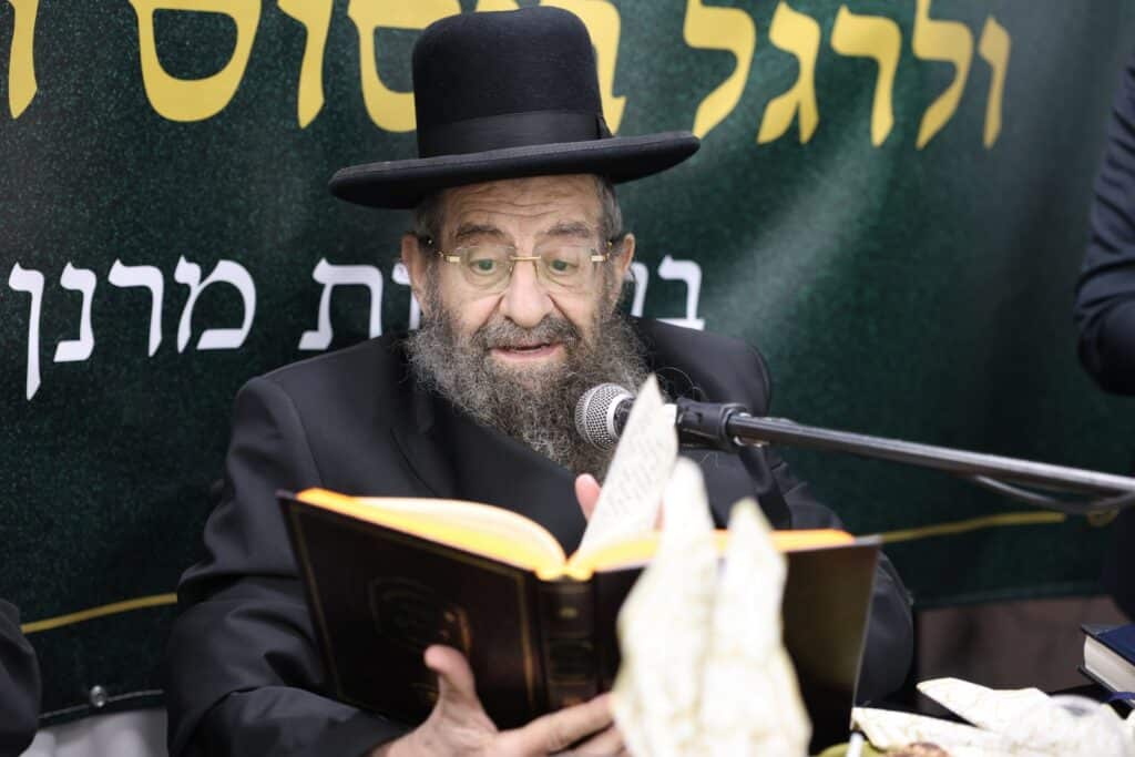 גלריה: האברכים בקרית הרצוג התכנסו למעמד כבוד התורה