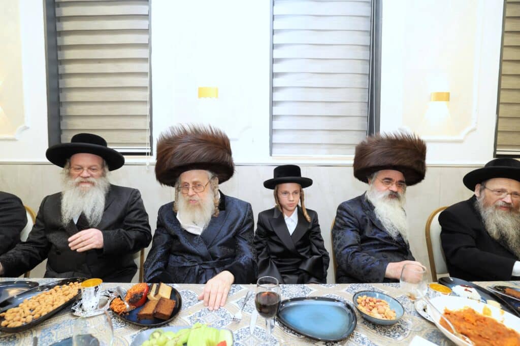 שמחת הבר מצווה לנכד אדמו"רי קאמרנא ולעלוב