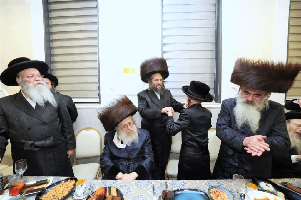 שמחת הבר מצווה לנכד אדמו"רי קאמרנא ולעלוב