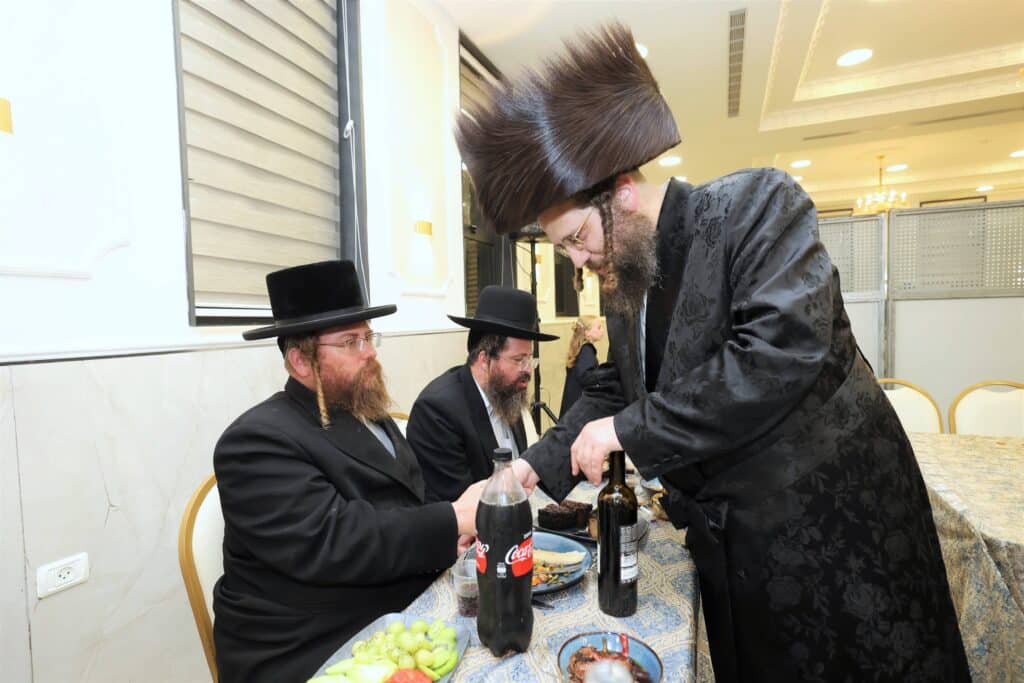 שמחת הבר מצווה לנכד אדמו"רי קאמרנא ולעלוב