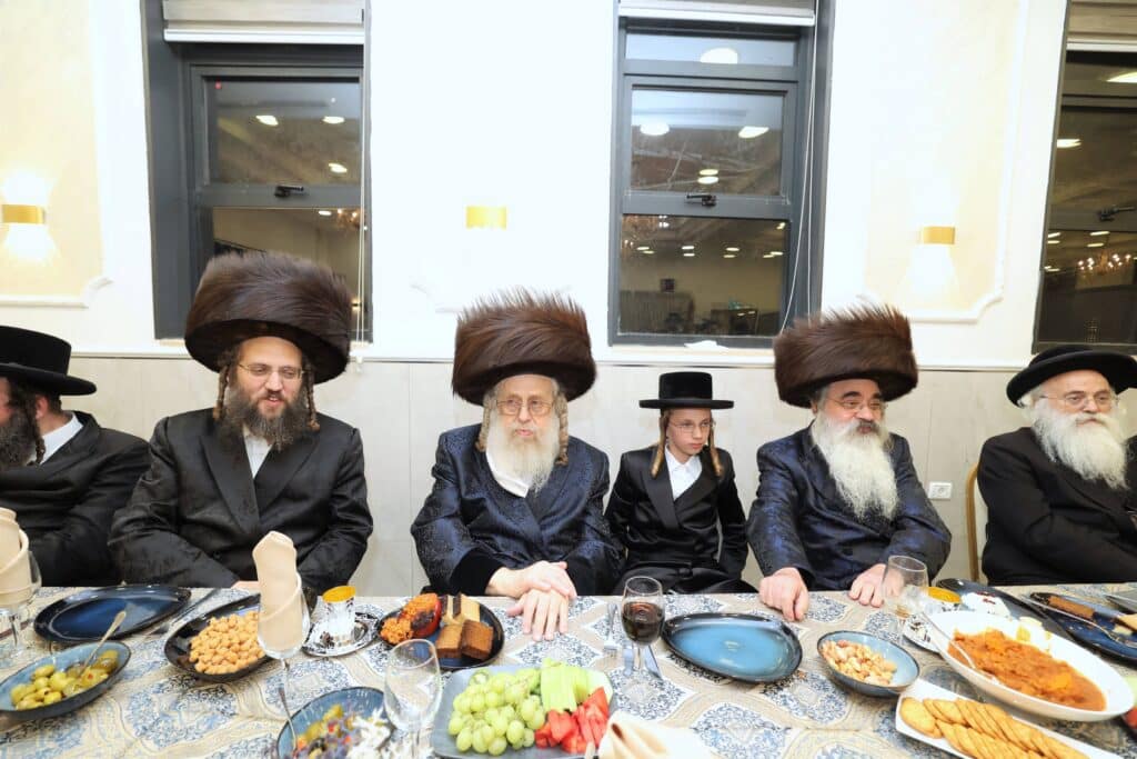 שמחת הבר מצווה לנכד אדמו"רי קאמרנא ולעלוב