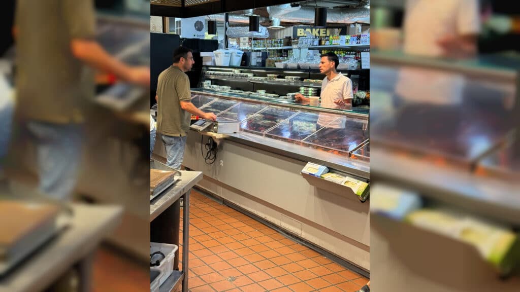 איצקוביץ': השיעור בביתו של הח"כ והחגיגות בראש העין