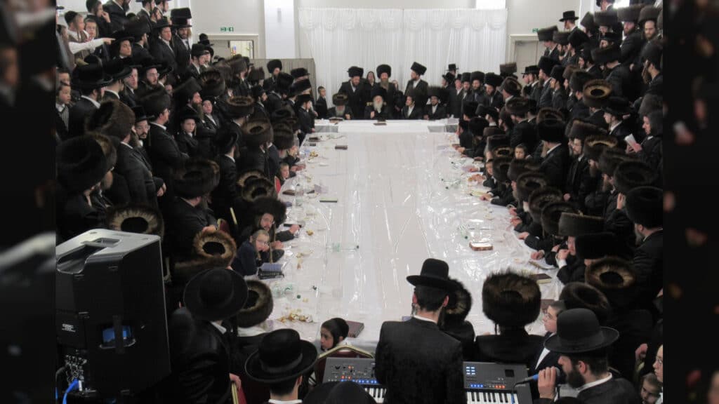 המשב"ק: הנפנוף של ראש הישיבה והצצה לחדר במלון