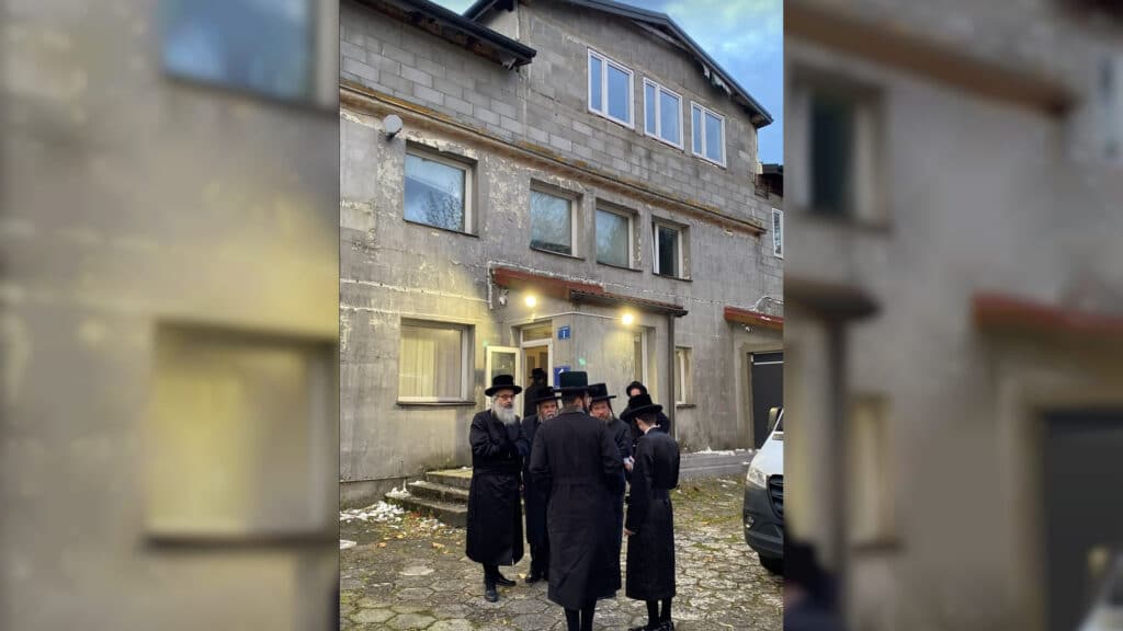 המשב"ק: הנפנוף של ראש הישיבה והצצה לחדר במלון