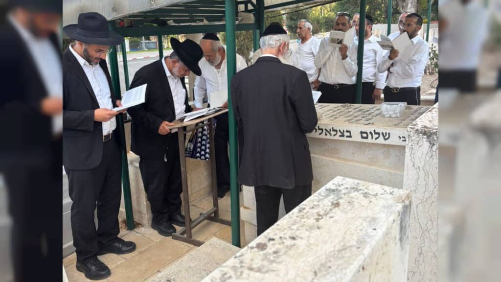 המשב"ק: הנפנוף של ראש הישיבה והצצה לחדר במלון