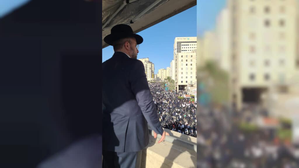 איצקוביץ': השיעור בביתו של הח"כ והחגיגות בראש העין