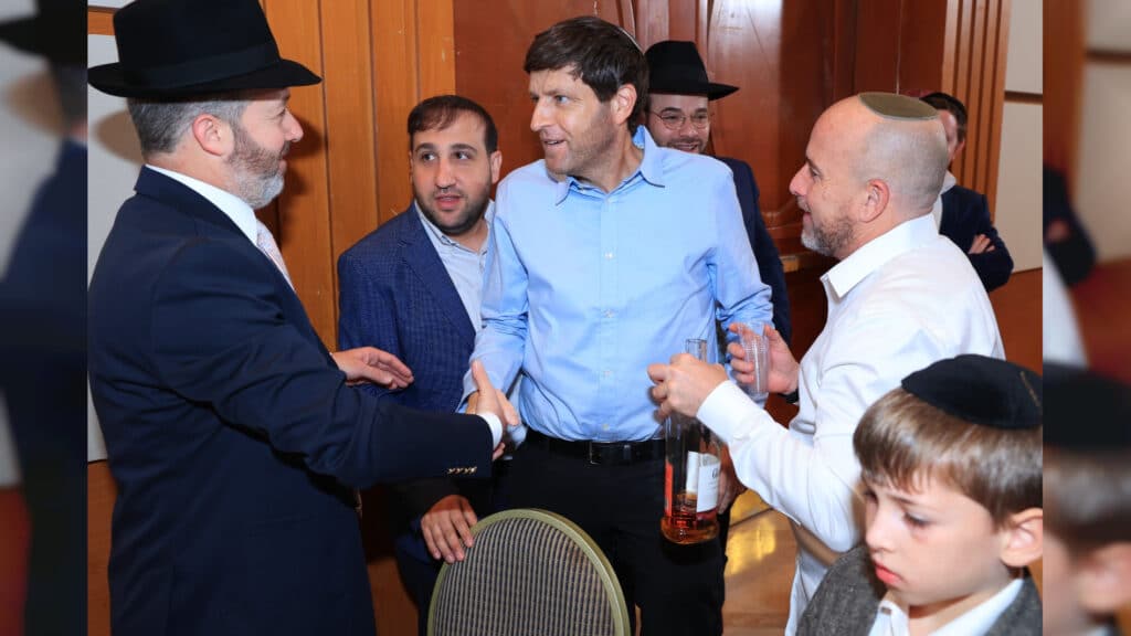 איצקוביץ': השיעור בביתו של הח"כ והחגיגות בראש העין