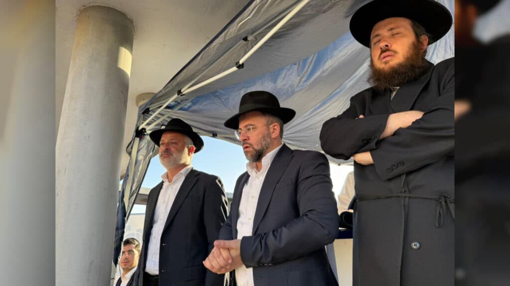 איצקוביץ': השיעור בביתו של הח"כ והחגיגות בראש העין