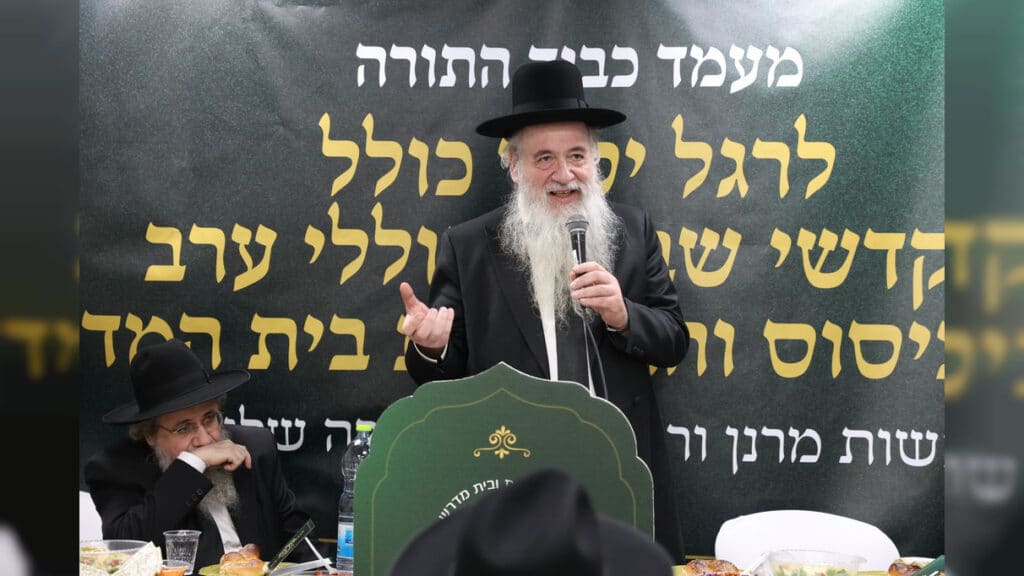 המשב"ק: המקובל הדליק את מירון והנהג המיתולוגי במסע