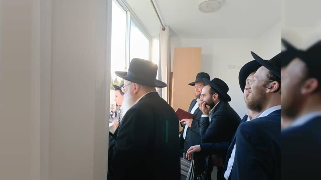 המשב"ק: המקובל הדליק את מירון והנהג המיתולוגי במסע