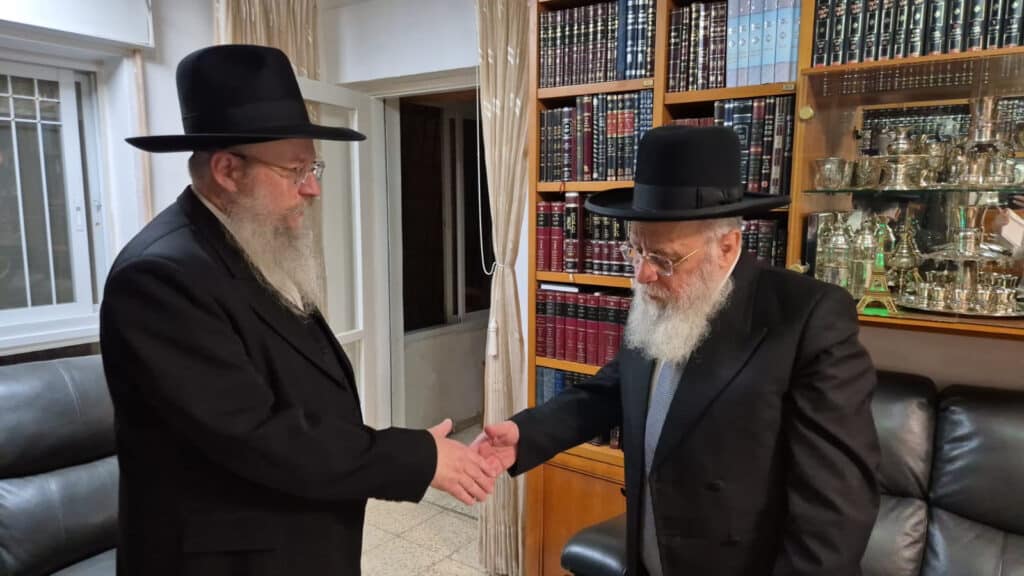 המשב"ק: המקובל הדליק את מירון והנהג המיתולוגי במסע