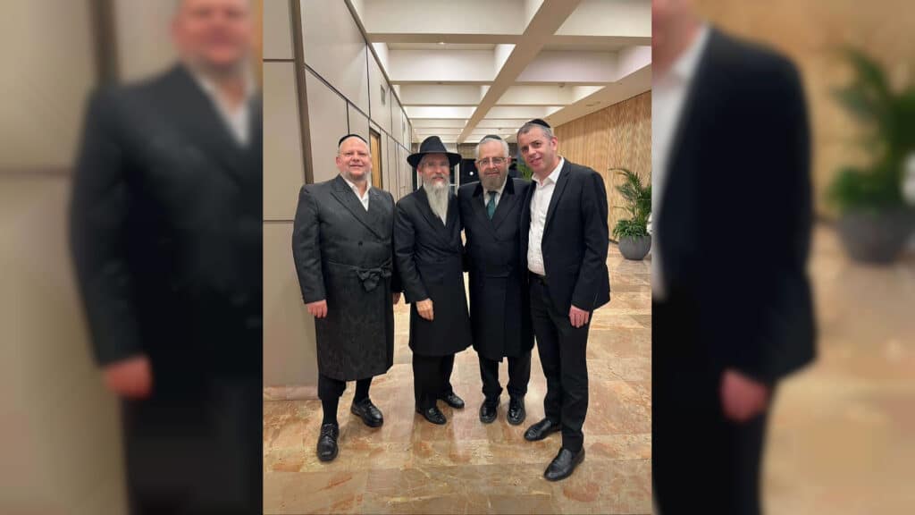 איצקוביץ': החשמל שקרס והאדמו"ר שביקר בבית הח"כ