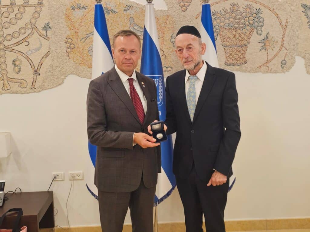 איצקוביץ': החשמל שקרס והאדמו"ר שביקר בבית הח"כ