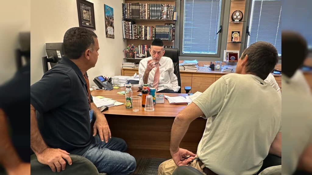 איצקוביץ': בן האדמו"ר שרקד באוויר וההצעה שלא התקבלה