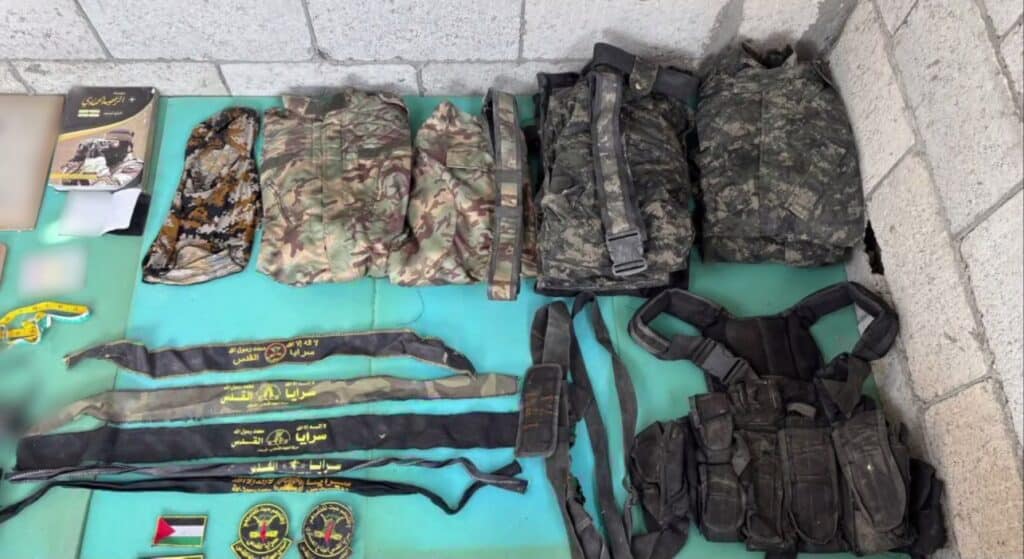 כוחות צה"ל השמידו משגר בעל 15 קנים ותפסו אמל"ח