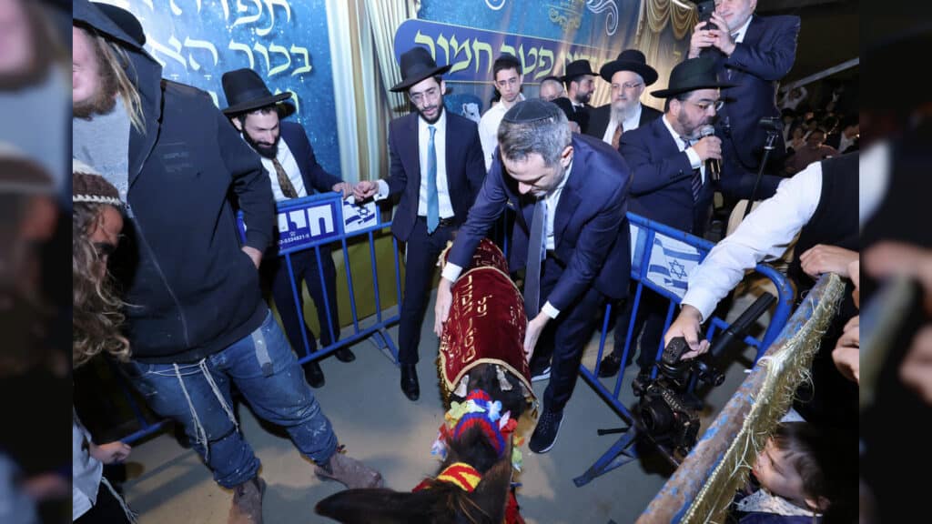 מעמד פדיון פטר חמור בקהילת חניכי הישיבות