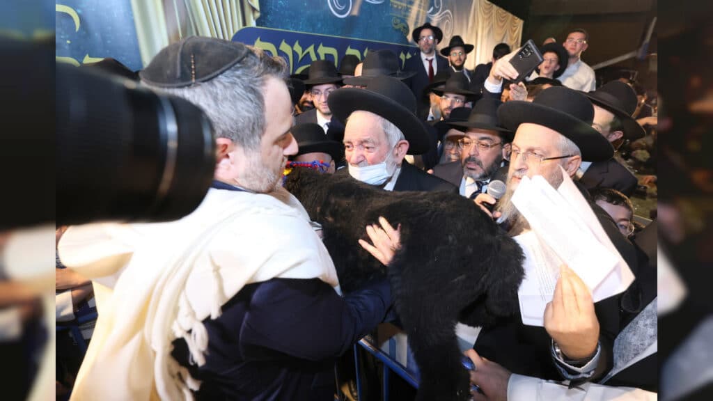 מעמד פדיון פטר חמור בקהילת חניכי הישיבות