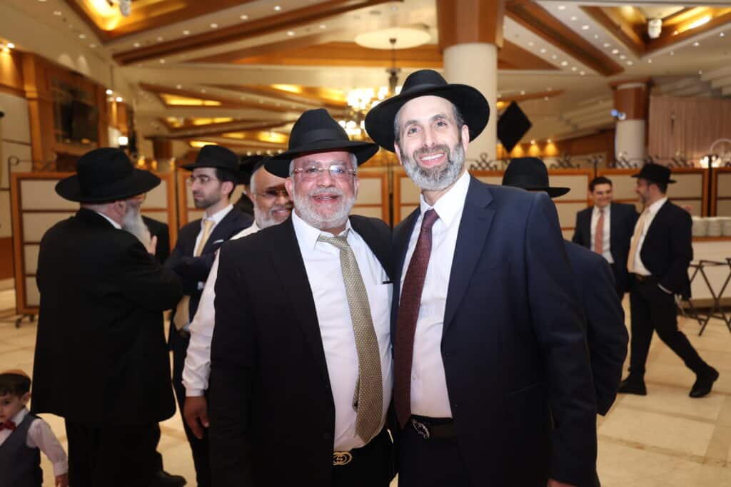 ראש העיר חיתן את בנו - כולם הגיעו לאחל מזל טוב