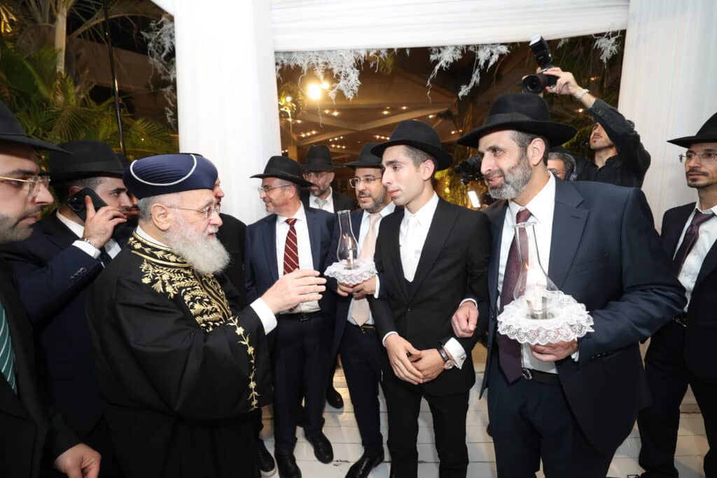 ראש העיר חיתן את בנו - כולם הגיעו לאחל מזל טוב