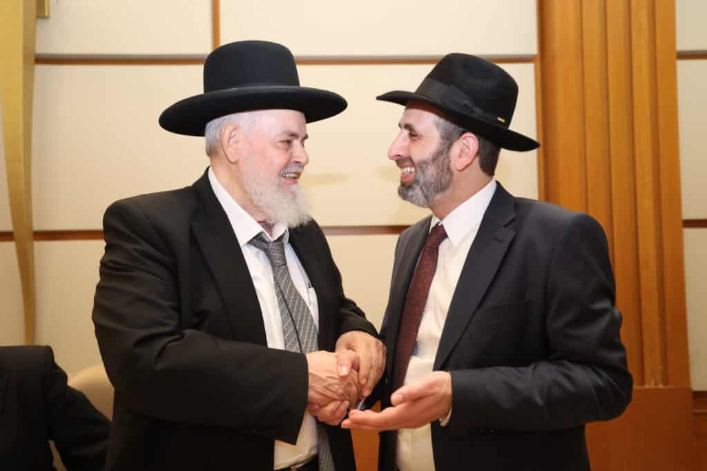 ראש העיר חיתן את בנו - כולם הגיעו לאחל מזל טוב