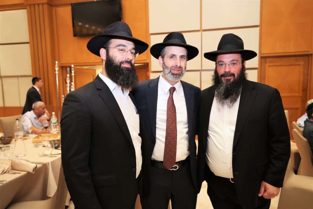 ראש העיר חיתן את בנו - כולם הגיעו לאחל מזל טוב