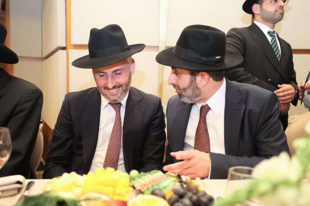 ראש העיר חיתן את בנו - כולם הגיעו לאחל מזל טוב