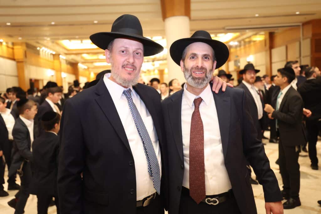 ראש העיר חיתן את בנו - כולם הגיעו לאחל מזל טוב